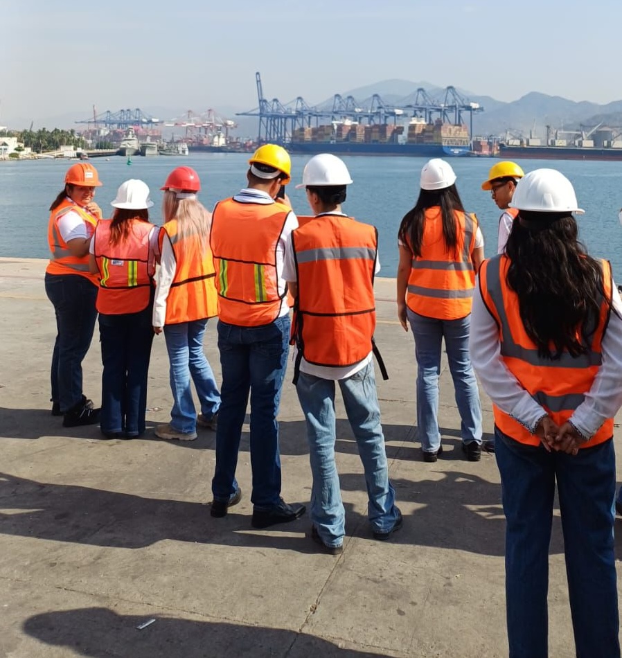 Viaje Académico OMTRAVEL 23